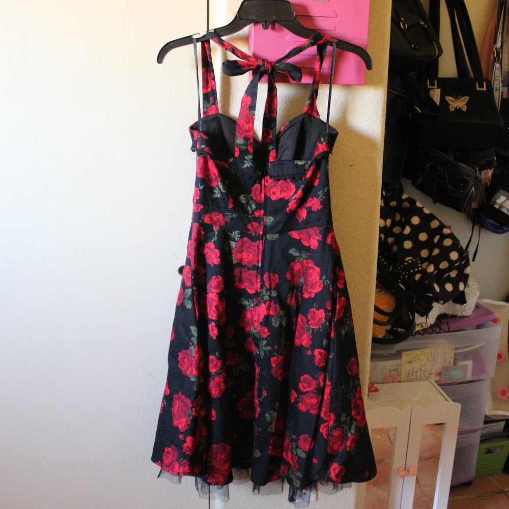 HOTTOPIC ROSE HALTER DRESS - Picture 4 of 6